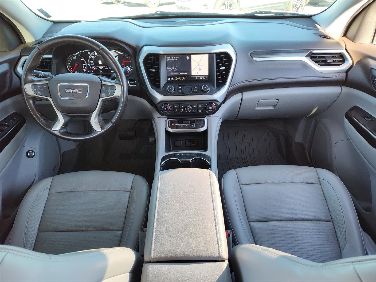 Used 2020 GMC Acadia SLT w/ Driver Alert Package II image 21