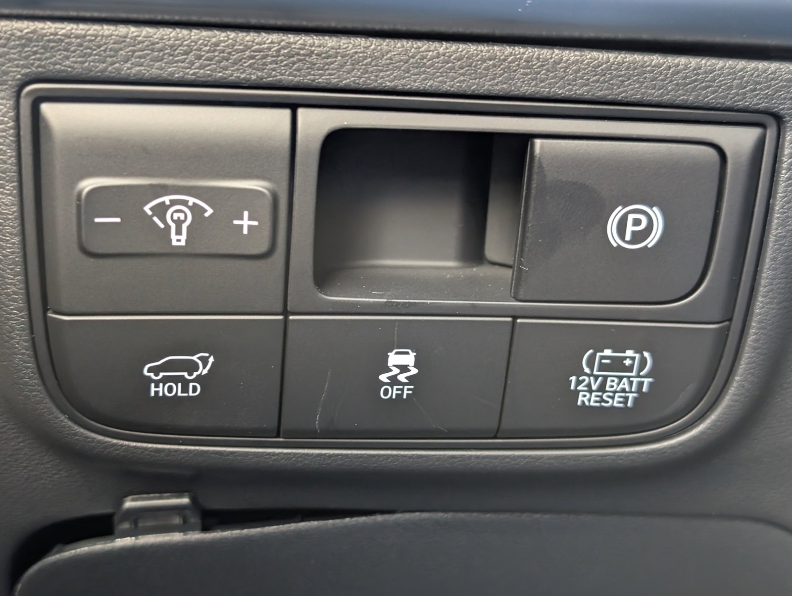 New 2026 Hyundai Tucson Limited image 14