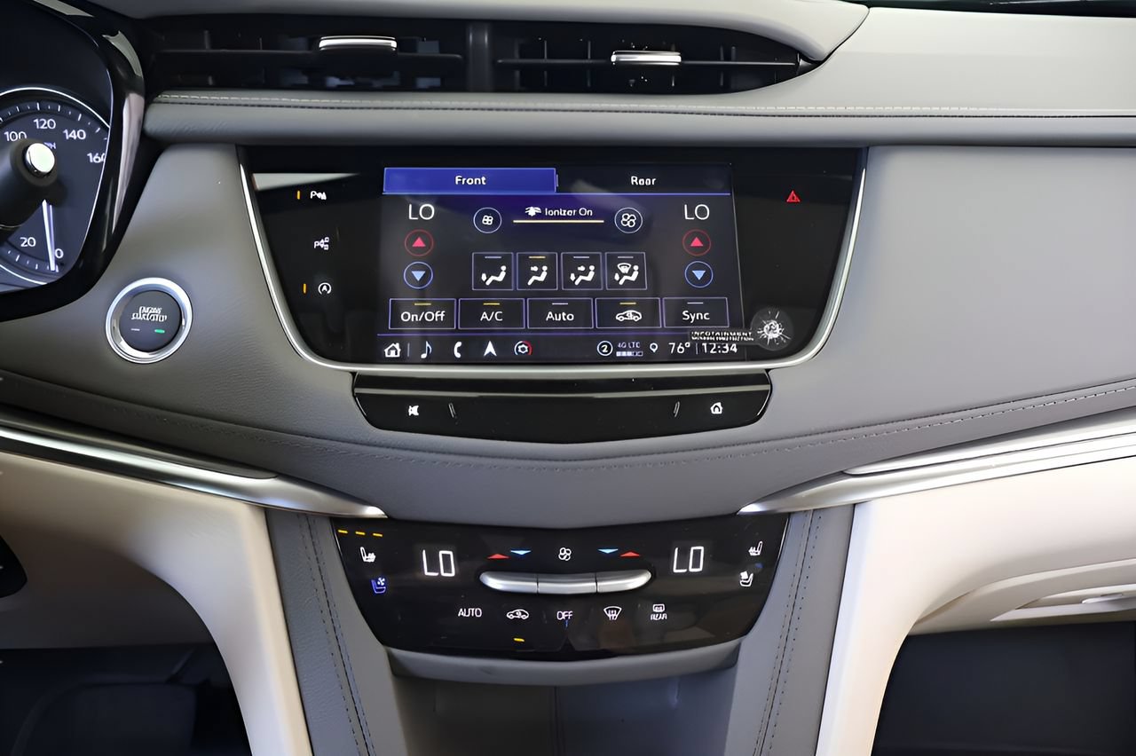 New 2026 Cadillac XT5 Premium Luxury w/ Driver Assist Package AWD/4WD image 22
