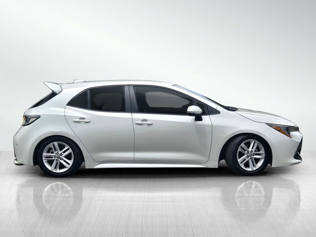 Used 2020 Toyota Corolla SE FWD image 3