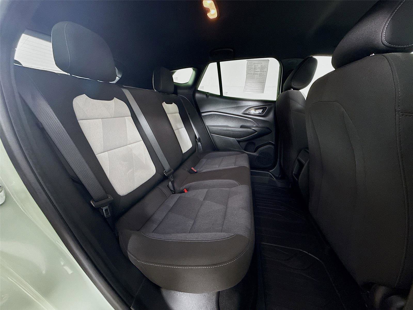 Used 2024 Chevrolet Trax RS w/ Driver Confidence Package image 26