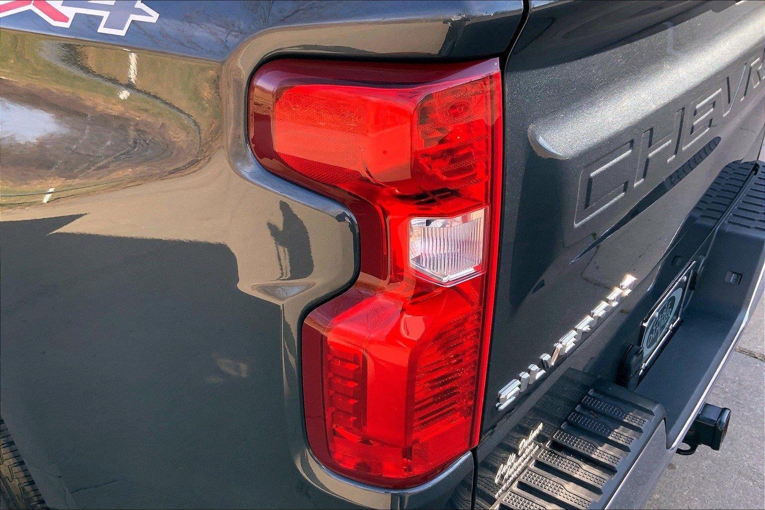 Used 2019 Chevrolet Silverado 1500 LT w/ All-Star Edition AWD/4WD image 28