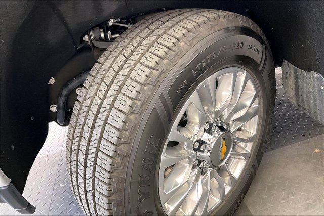 Used 2021 Chevrolet Silverado 2500 High Country w/ Z71 Off-Road Package AWD/4WD image 33