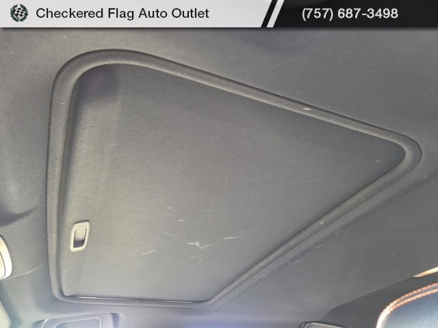 Used 2018 Toyota RAV4 SE image 23