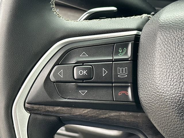 Used 2023 Jeep Grand Cherokee L Limited image 32