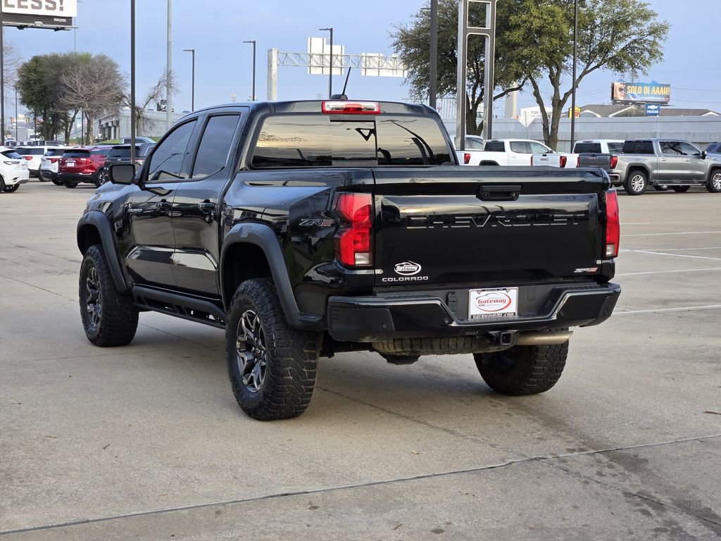 Used 2024 Chevrolet Colorado ZR2 w/ Technology Package AWD/4WD image 5