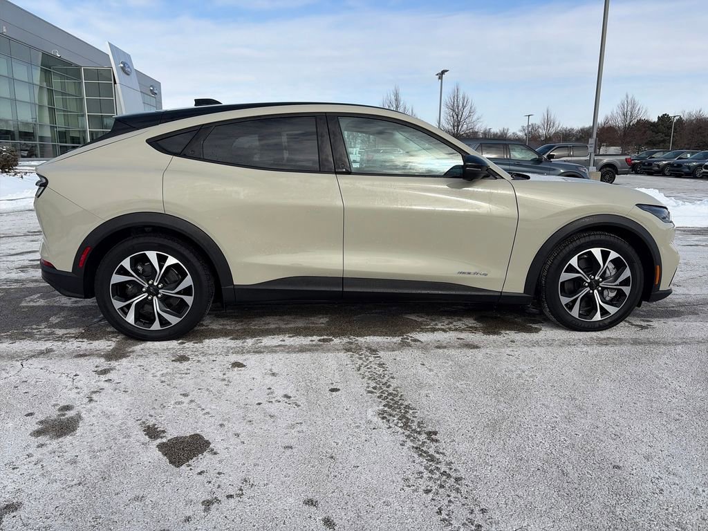 Used 2025 Ford Mustang Mach-E Select image 8