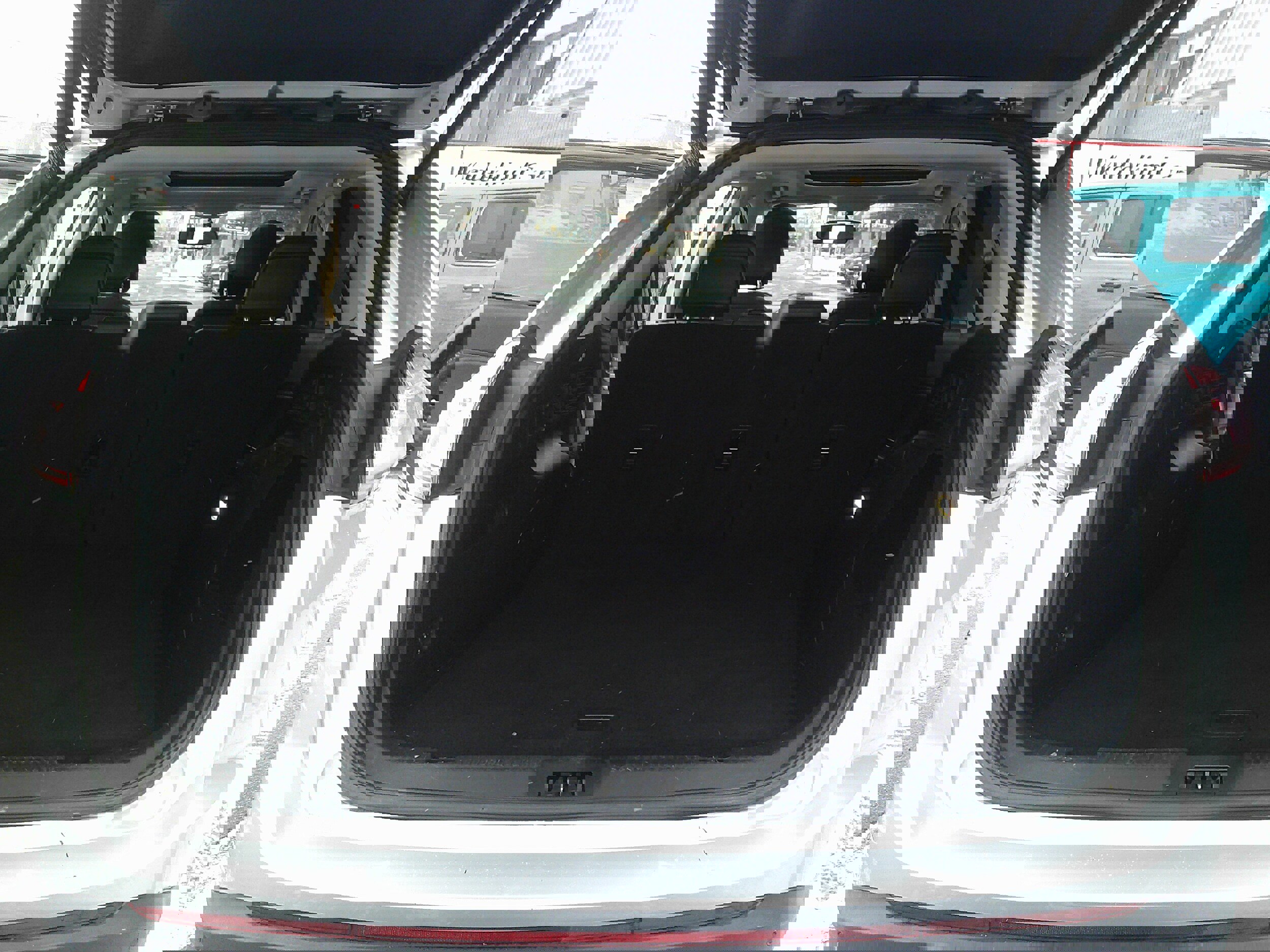 Used 2018 Ford Edge SEL w/ Equipment Group 201A image 19