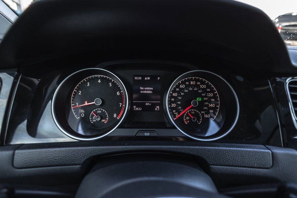 Used 2017 Volkswagen Golf SEL image 13