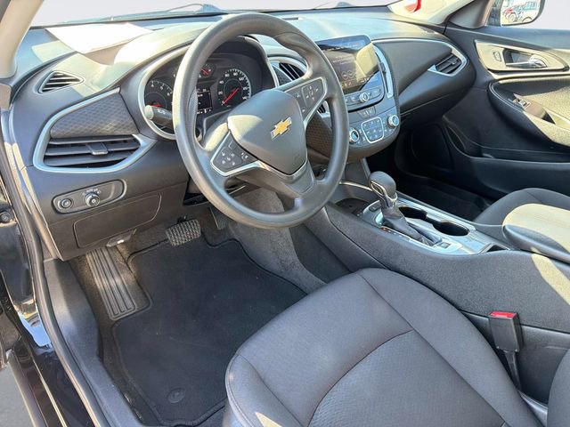 Used 2024 Chevrolet Malibu LT image 22