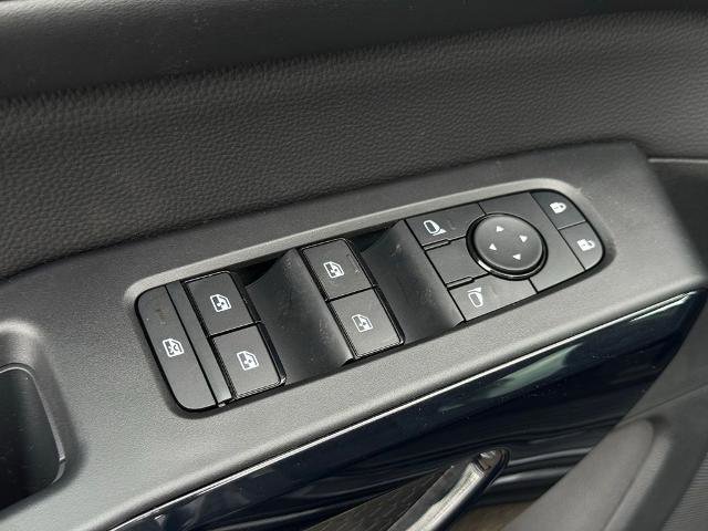 New 2026 Nissan Pathfinder SV w/ Cargo Package AWD/4WD image 20