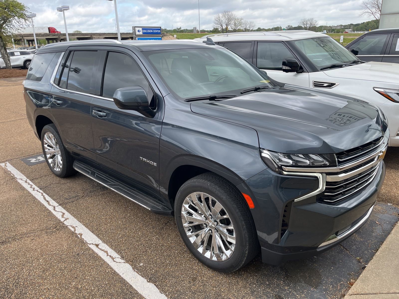 Used 2021 Chevrolet Tahoe LT image 6