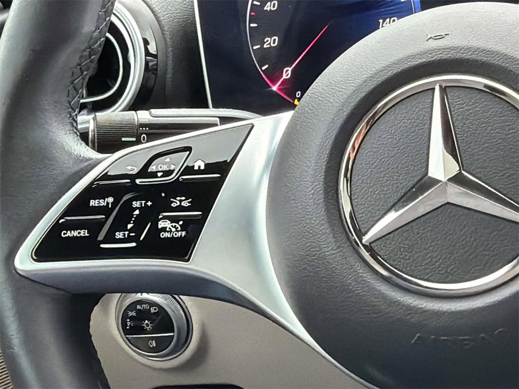 Used 2023 Mercedes-Benz C 300 Sedan image 10