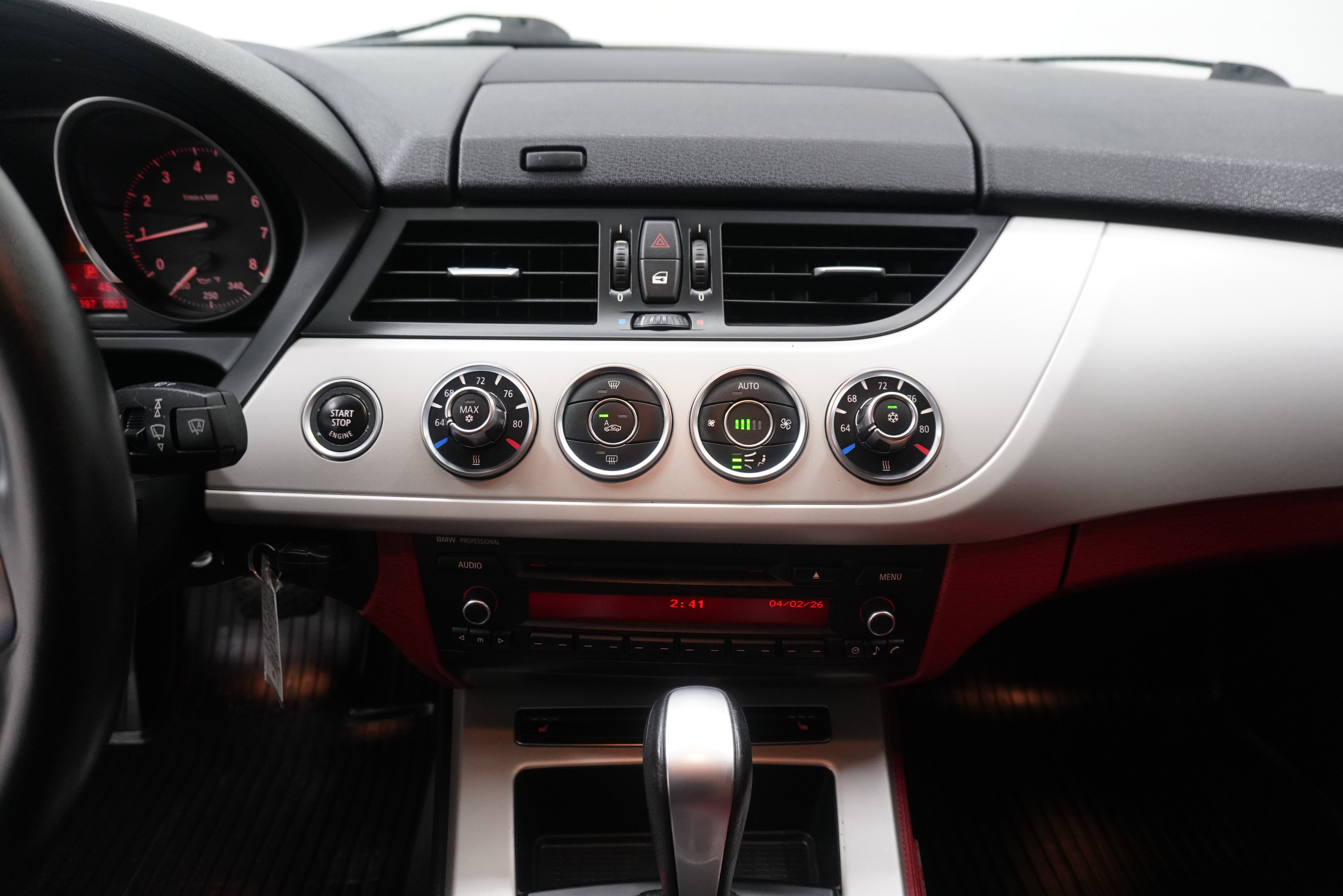 Used 2011 BMW Z4 sDrive30i image 19