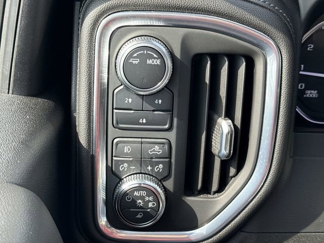 Used 2021 GMC Sierra 2500 SLE w/ SLE Value Package; image 17