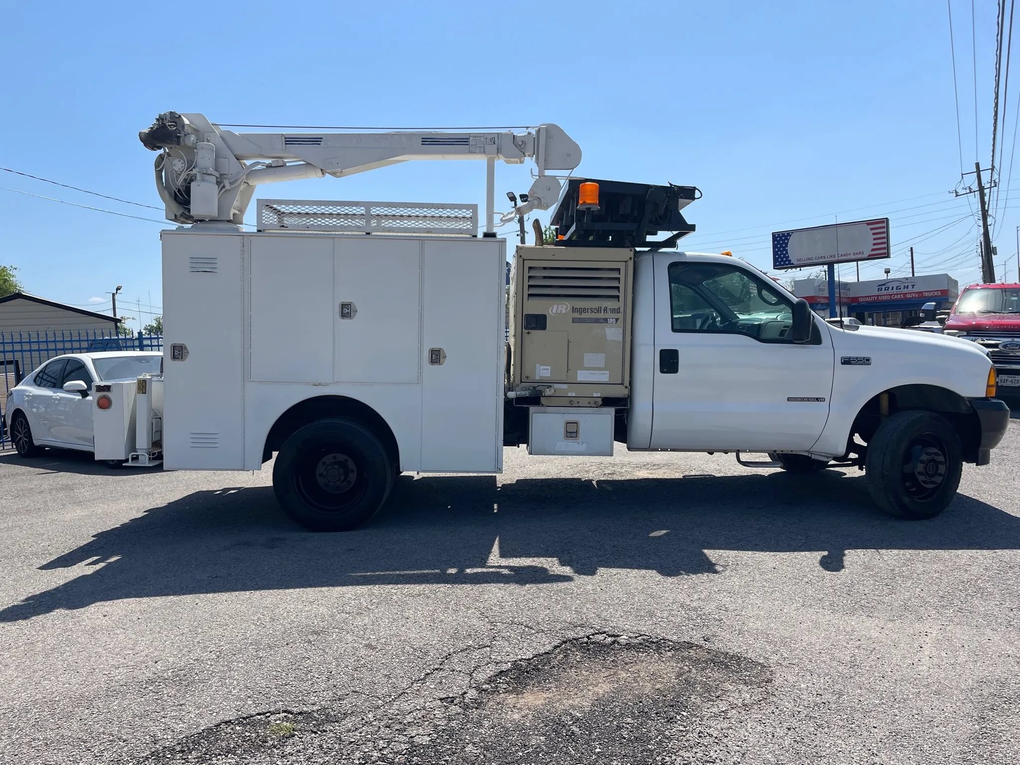 Used 2001 Ford F550 4x4 Regular Cab Super Duty image 33