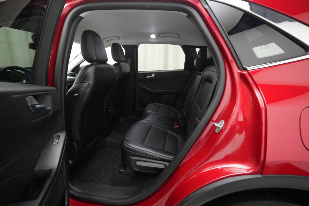Used 2024 Ford Escape Platinum AWD/4WD image 16