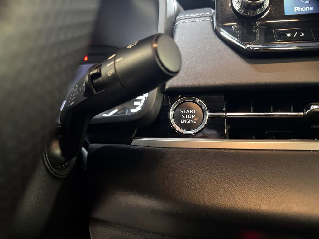 Used 2022 Mitsubishi Outlander SEL image 29