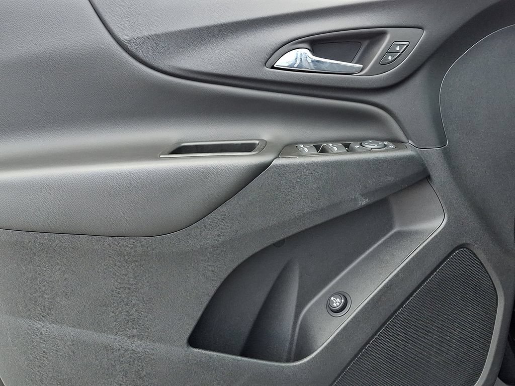 Used 2023 Chevrolet Equinox LT AWD/4WD image 14