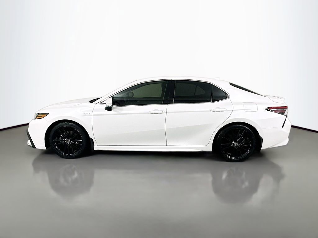 Used 2021 Toyota Camry XSE w/ Cold Weather Package image 8