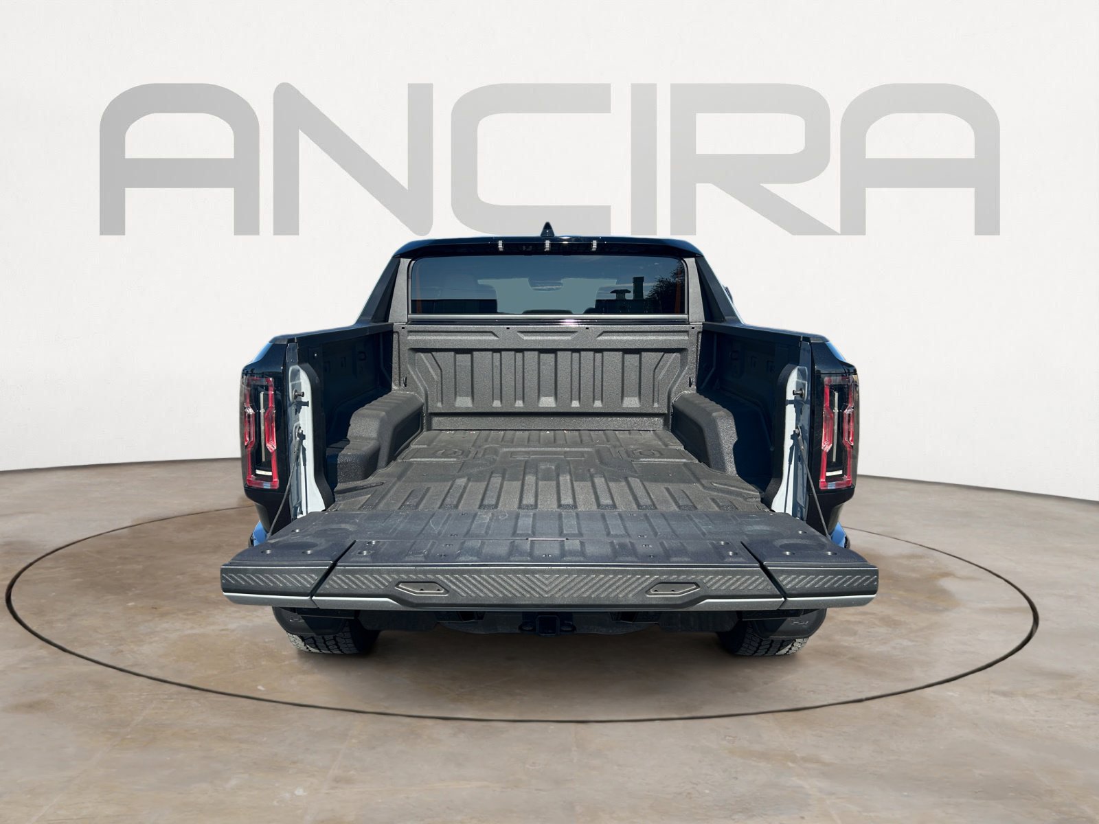 Used 2025 GMC Hummer EV 2X w/ LPO, Sport Package image 12