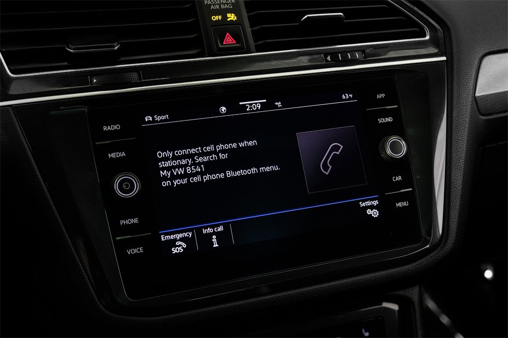 Used 2022 Volkswagen Tiguan SE image 33