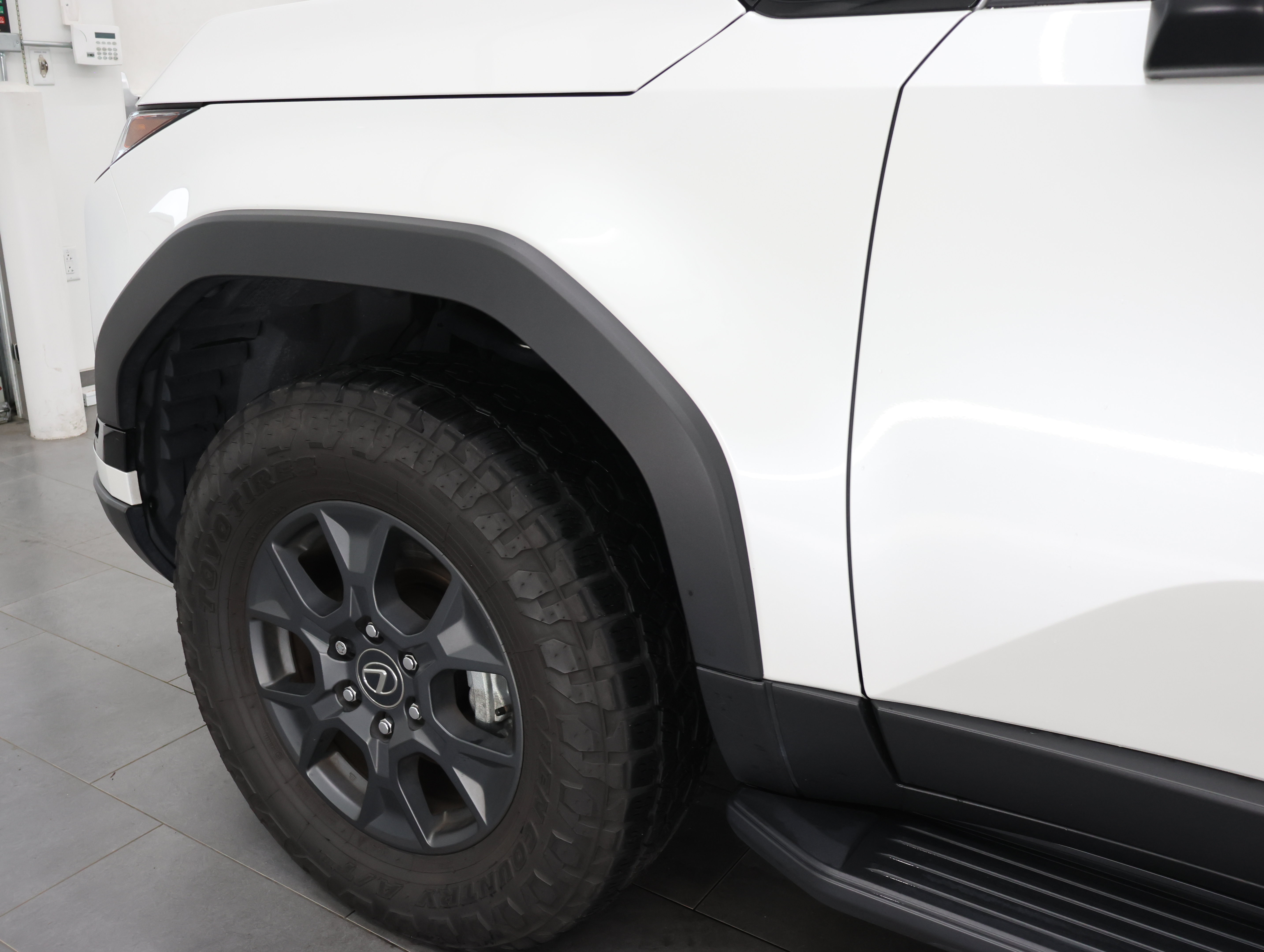 Used 2024 Lexus GX 550 AWD/4WD image 36