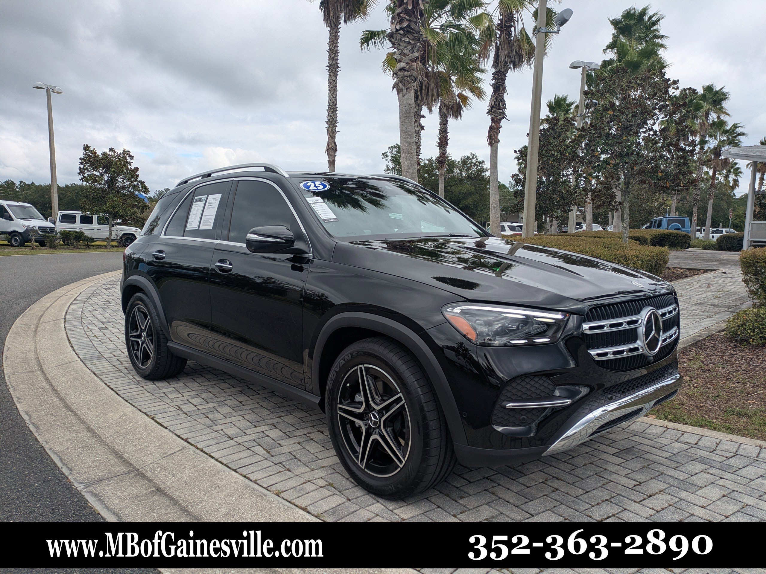 Certified 2025 Mercedes-Benz GLE 450 4MATIC image 1