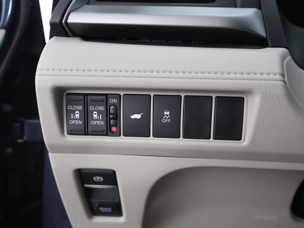 Certified 2026 Honda Odyssey EX-L image 42