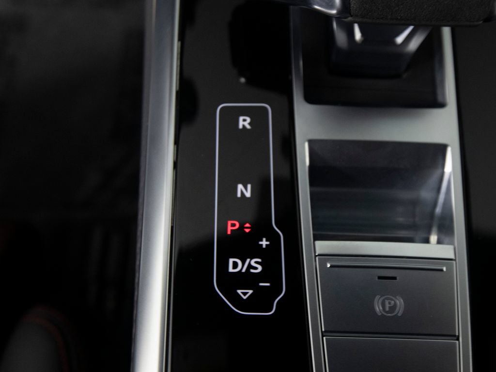 Used 2026 Audi RS Q8 performance AWD/4WD image 24