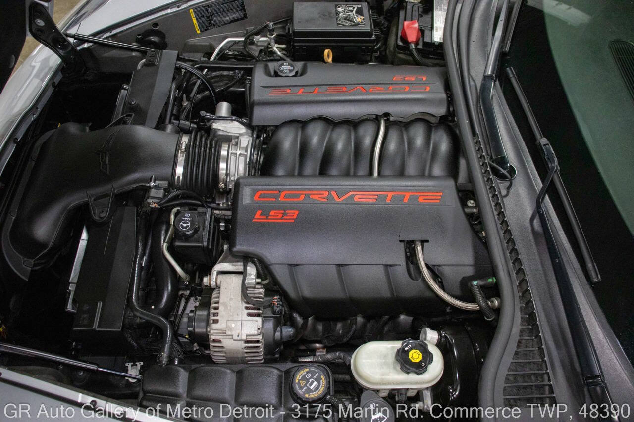 Used 2009 Chevrolet Corvette Coupe w/ Preferred Equipment Group RWD image 20