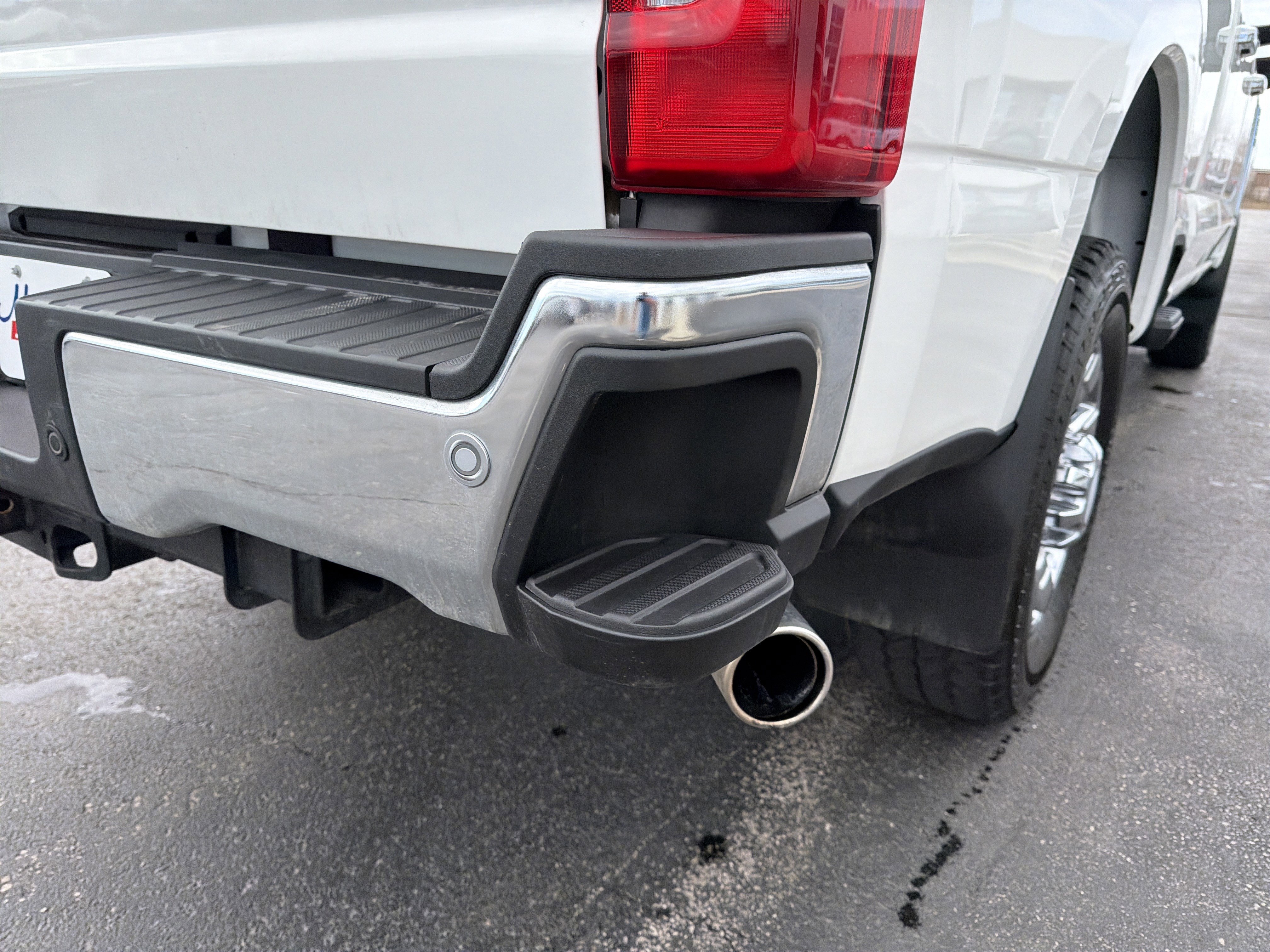 Used 2024 Ford F250 Lariat w/ Lariat Ultimate Package image 16