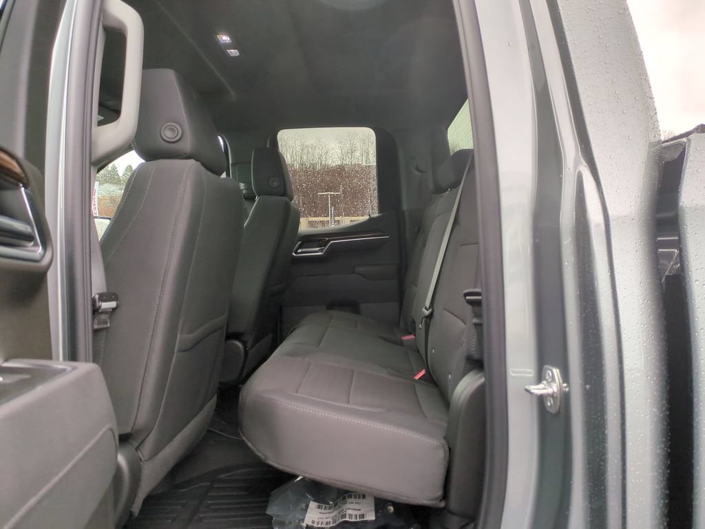 New 2026 GMC Sierra 1500 Elevation w/ Elevation Select Package AWD/4WD image 15
