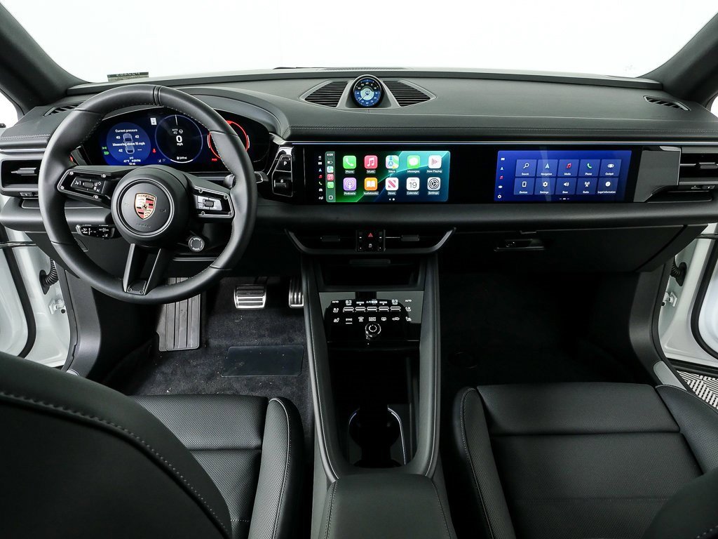 New 2025 Porsche Macan 4S Electric image 20