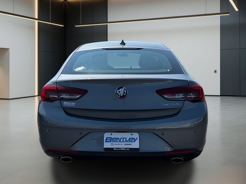 Used 2020 Buick Regal Essence FWD image 5