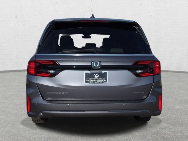 Used 2025 Honda Odyssey Touring image 6