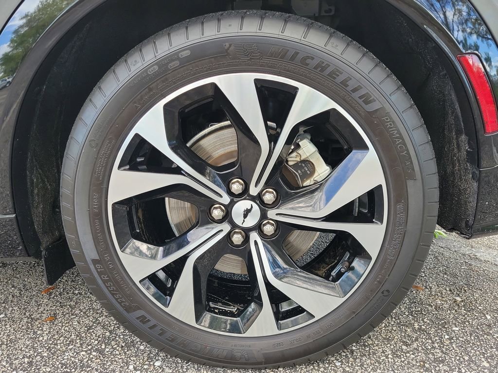 Used 2023 Ford Mustang Mach-E Premium image 8