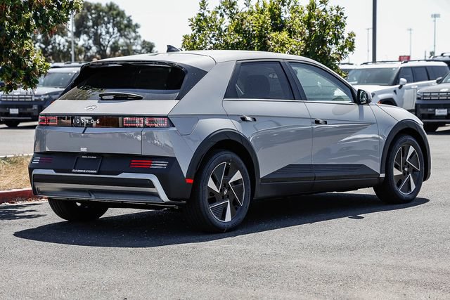 New 2026 Hyundai Ioniq 5 SEL RWD image 5