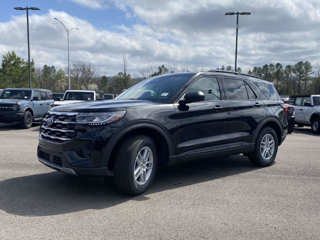 New 2026 Ford Explorer Active RWD image 19