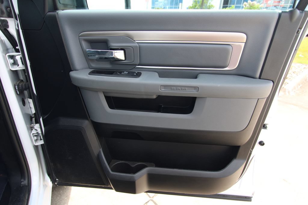 Used 2020 RAM 1500 Classic Warlock RWD image 32