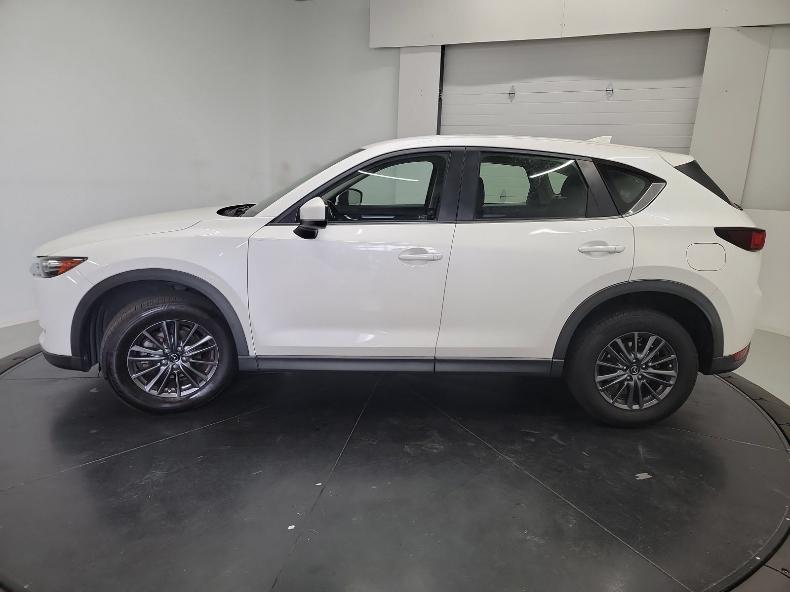 Used 2019 MAZDA CX-5 Sport FWD image 4