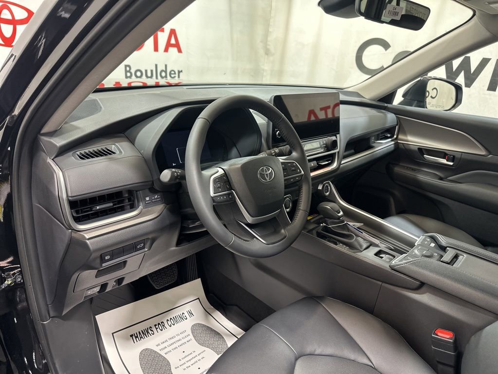 Used 2026 Toyota Grand Highlander XLE image 23