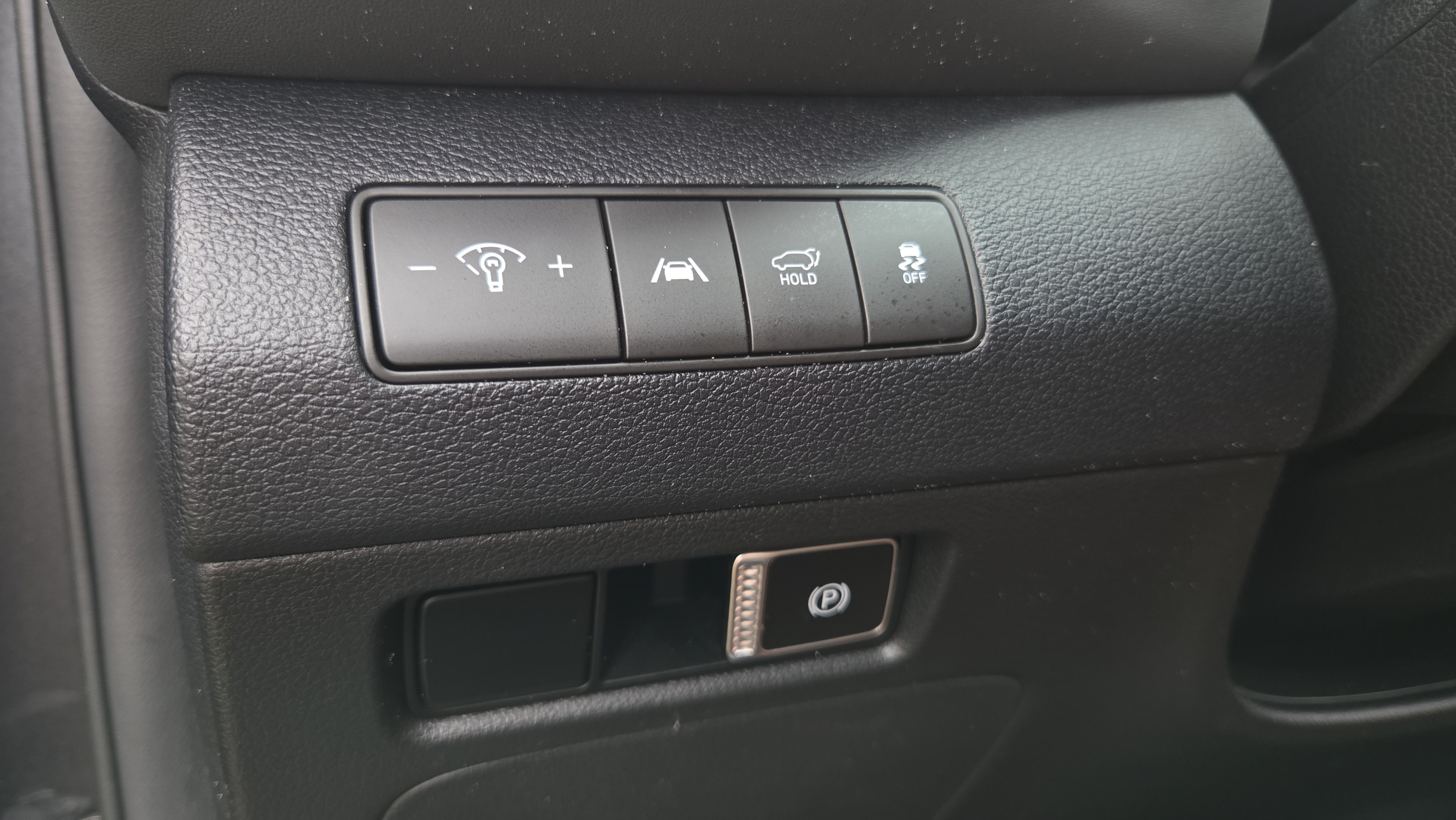 Used 2023 Hyundai Santa Fe SEL FWD image 30