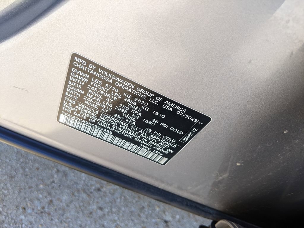 Certified 2024 Volkswagen Atlas Cross Sport SE image 30