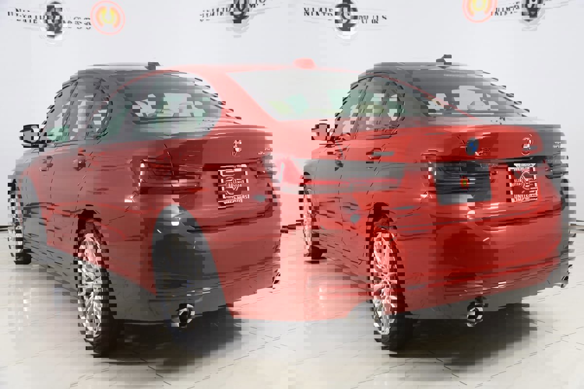 Used 2023 BMW 330i xDrive 330i xDrive image 4