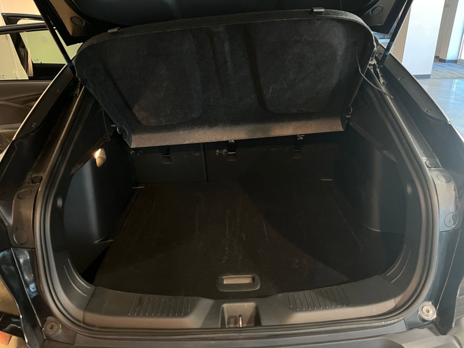 Used 2025 Buick Envista Preferred image 30