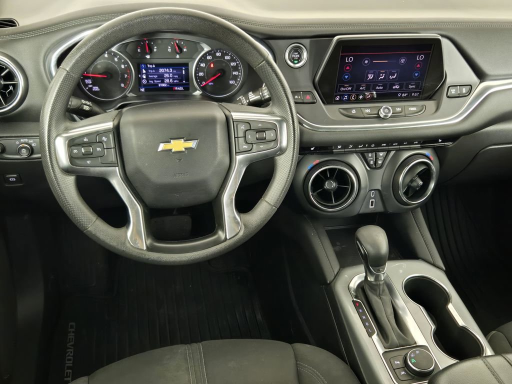 Used 2022 Chevrolet Blazer LT FWD image 29