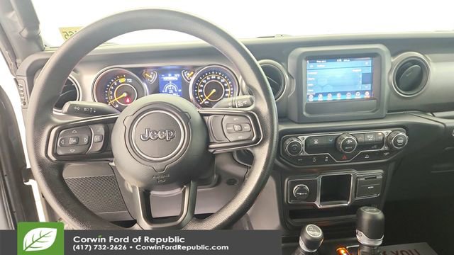 Used 2023 Jeep Wrangler Sport AWD/4WD image 12