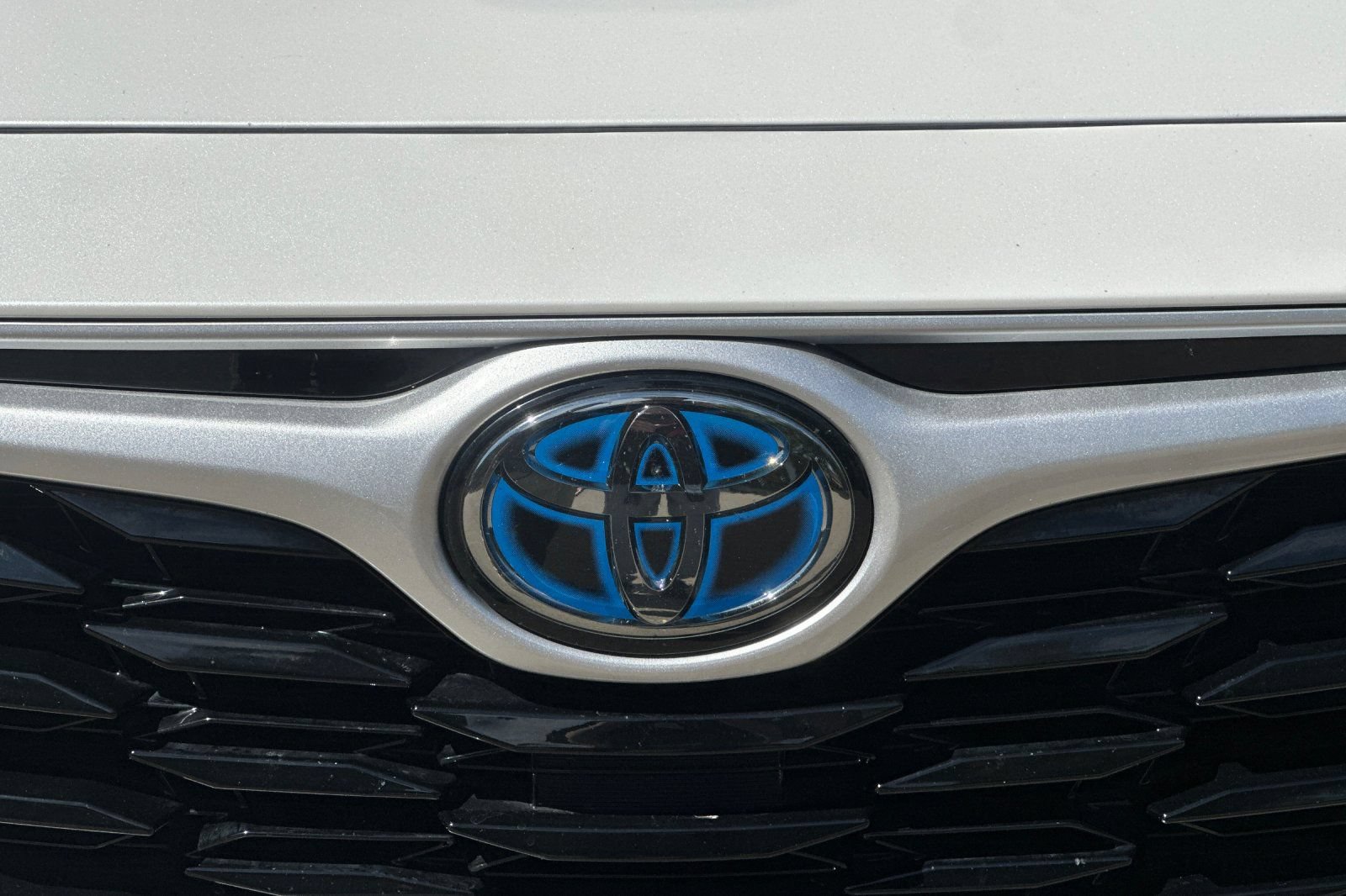 Used 2021 Toyota Highlander LE AWD/4WD image 48