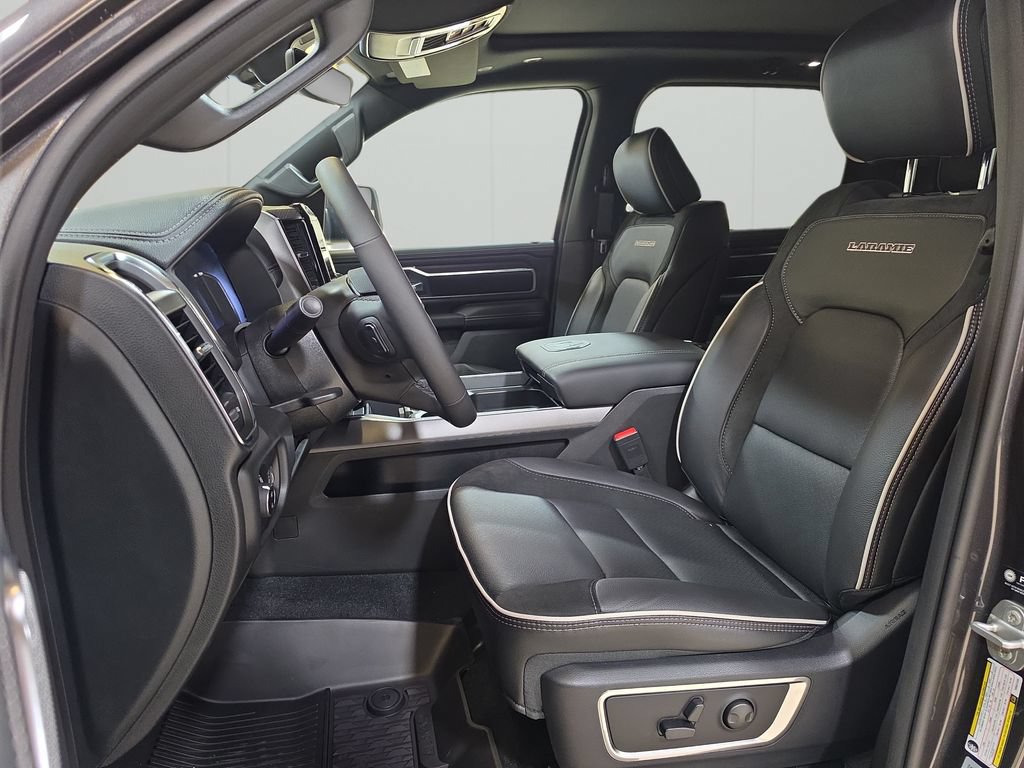 New 2027 RAM 1500 Laramie w/ Night Edition AWD/4WD image 12